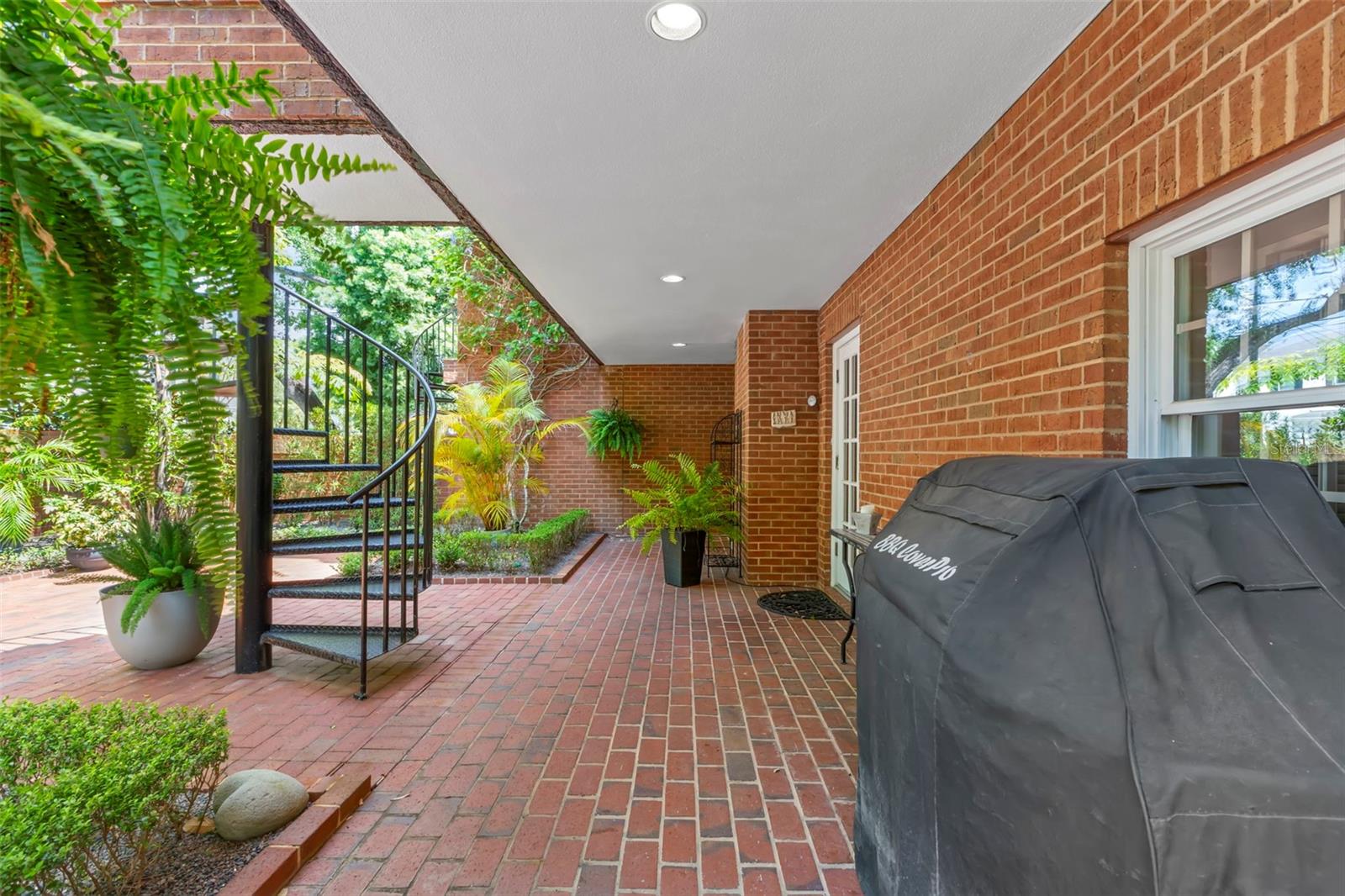 Image 55 of 76 For 5115 Nichol Street