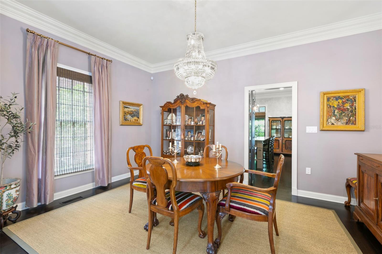 Image 9 of 76 For 5115 Nichol Street