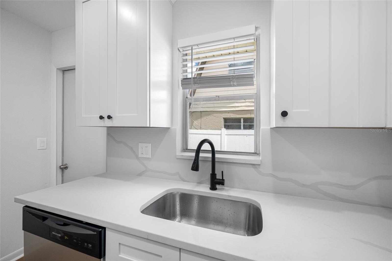 Image 3 of 22 For 621 88th Avenue N