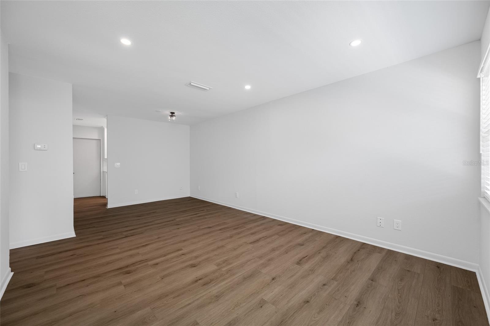 Image 6 of 22 For 621 88th Avenue N