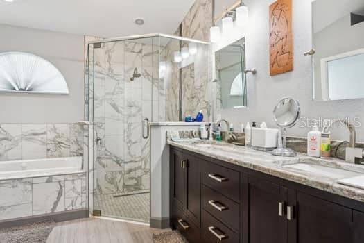 Image 12 of 25 For 11506 Dampier Court