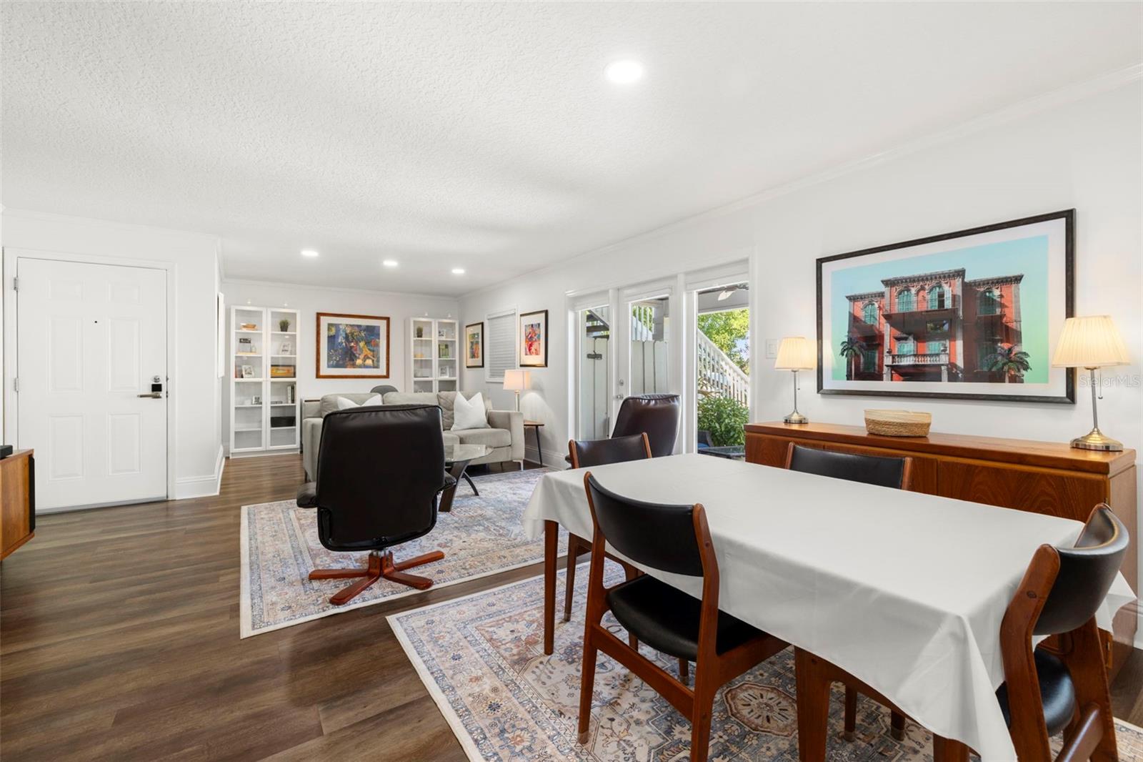 Image 15 of 80 For 249 Pompano Drive Se B