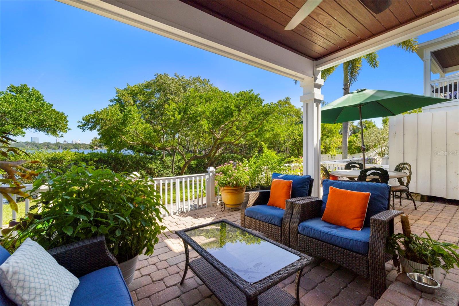Image 24 of 80 For 249 Pompano Drive Se B