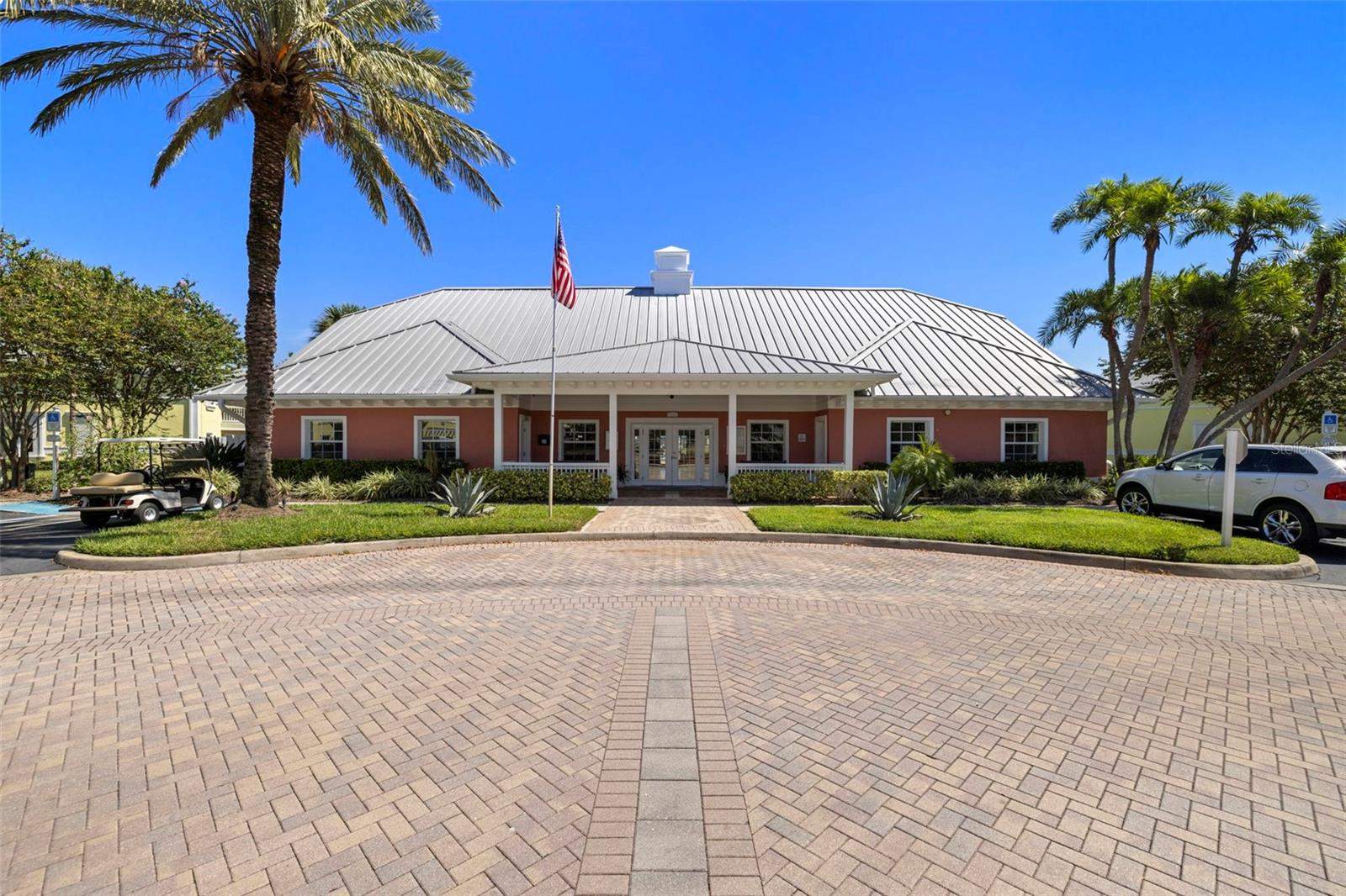 Image 36 of 80 For 249 Pompano Drive Se B