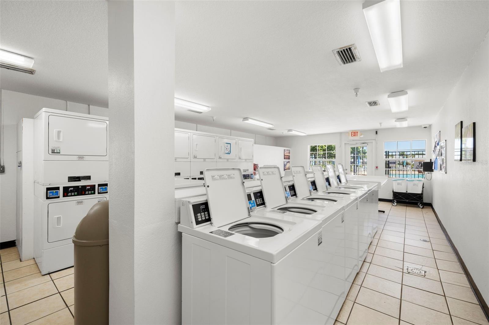 Image 40 of 80 For 249 Pompano Drive Se B