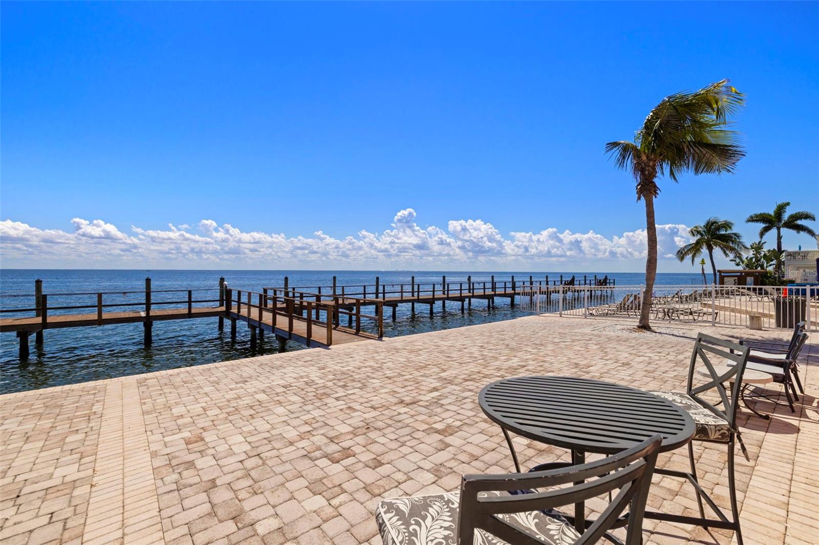Image 54 of 80 For 249 Pompano Drive Se B