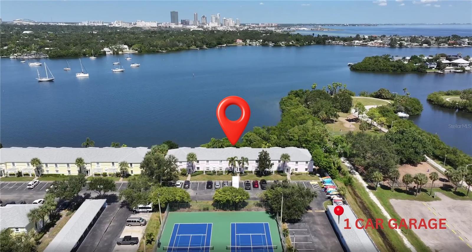 Image 6 of 80 For 249 Pompano Drive Se B