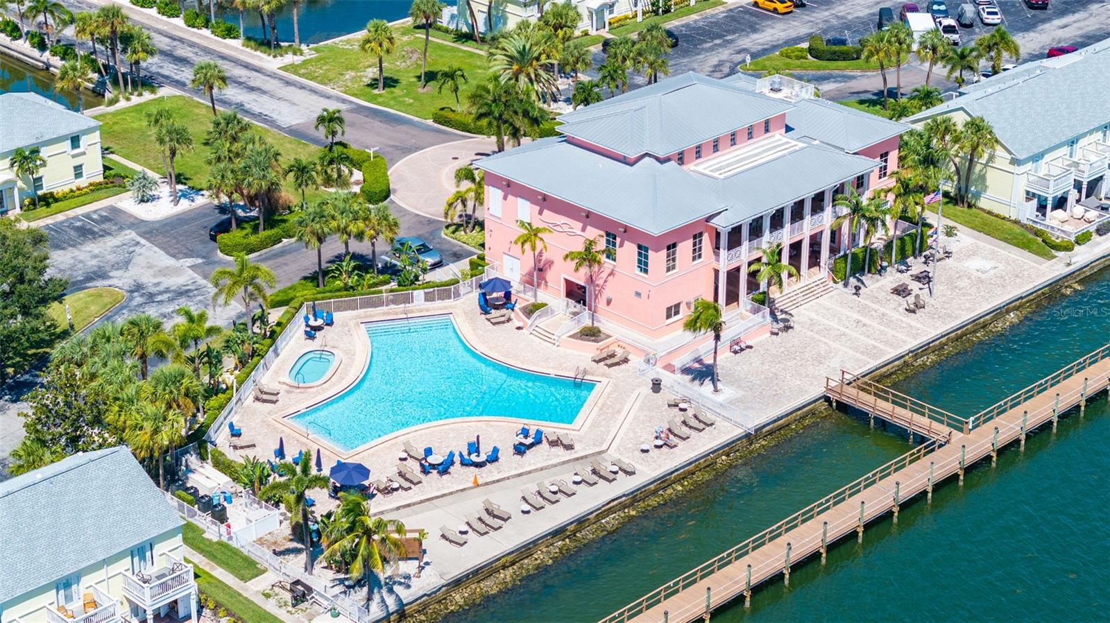 Image 67 of 80 For 249 Pompano Drive Se B