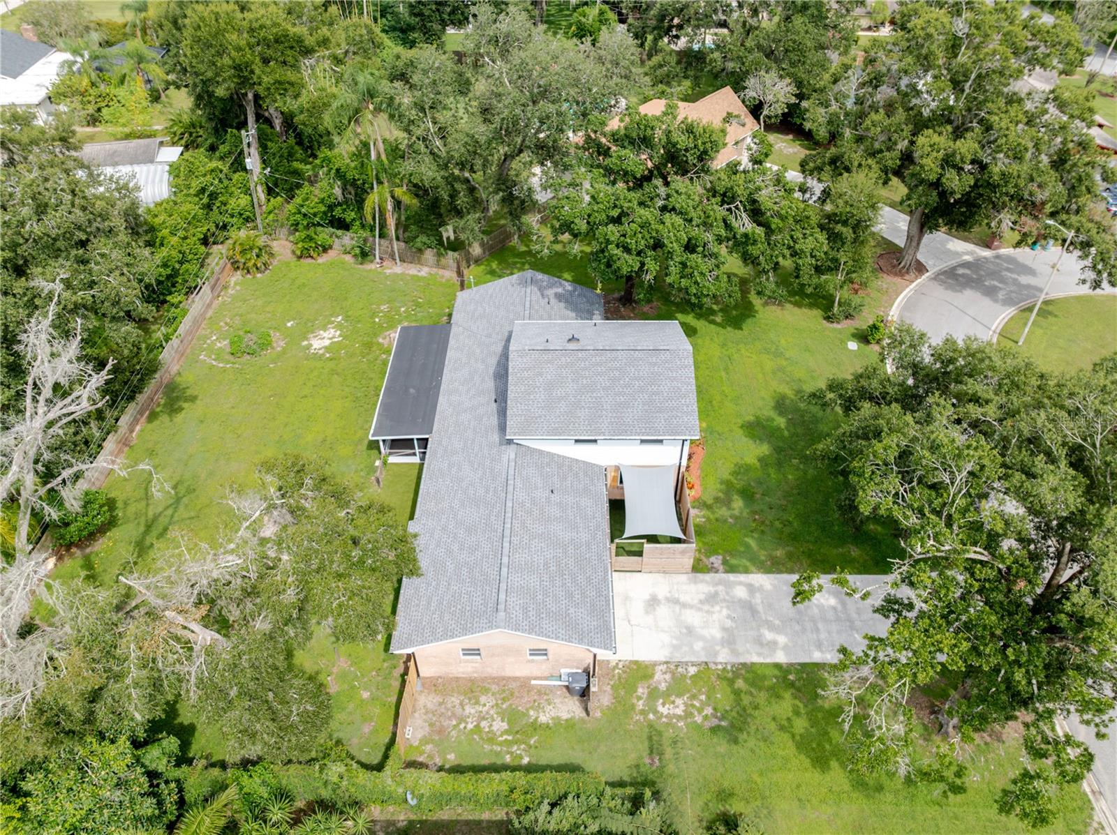Image 14 of 66 For 2806 Springdell Circle