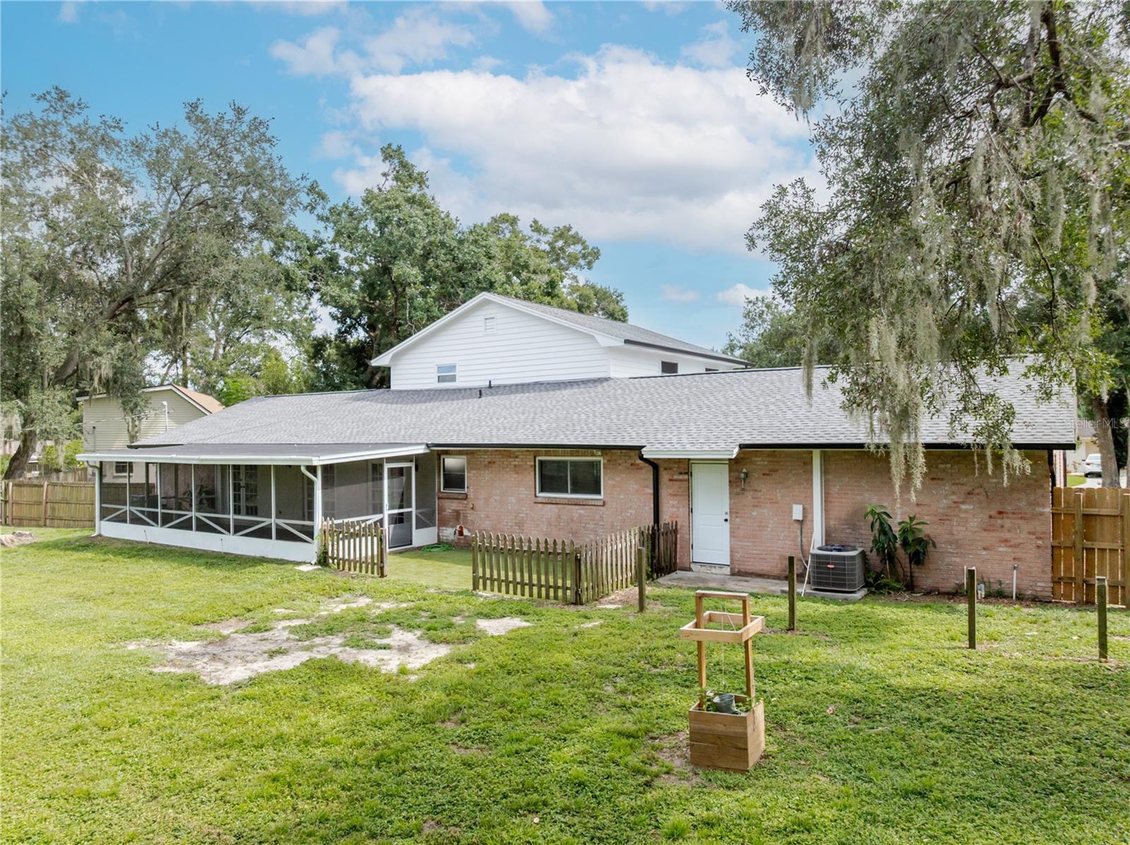 Image 53 of 66 For 2806 Springdell Circle