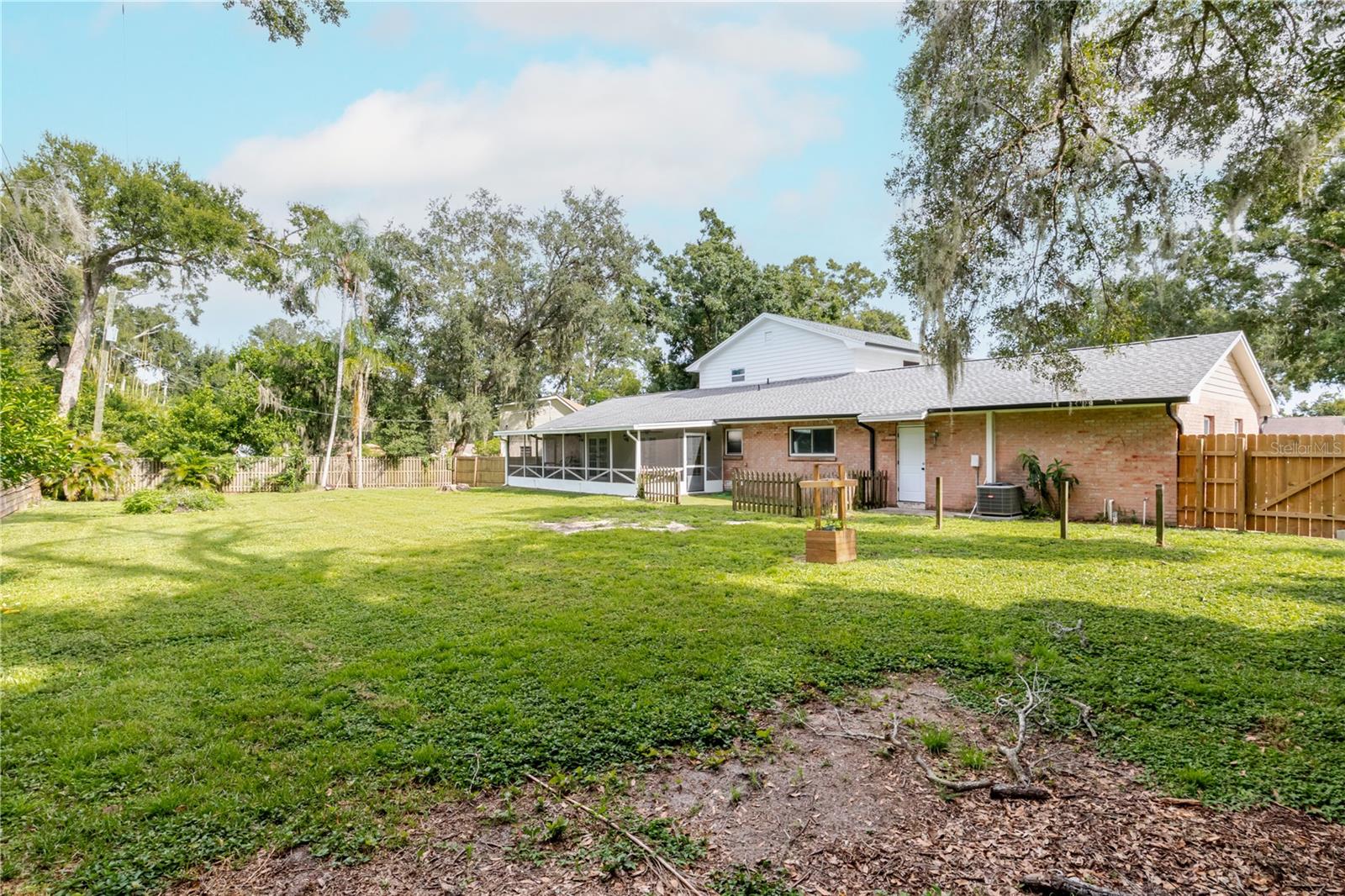 Image 55 of 66 For 2806 Springdell Circle