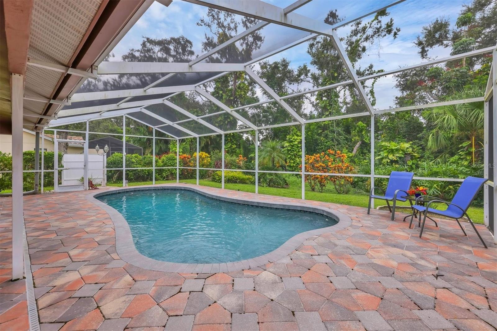 Image 30 of 35 For 5691 Beaurivage Avenue
