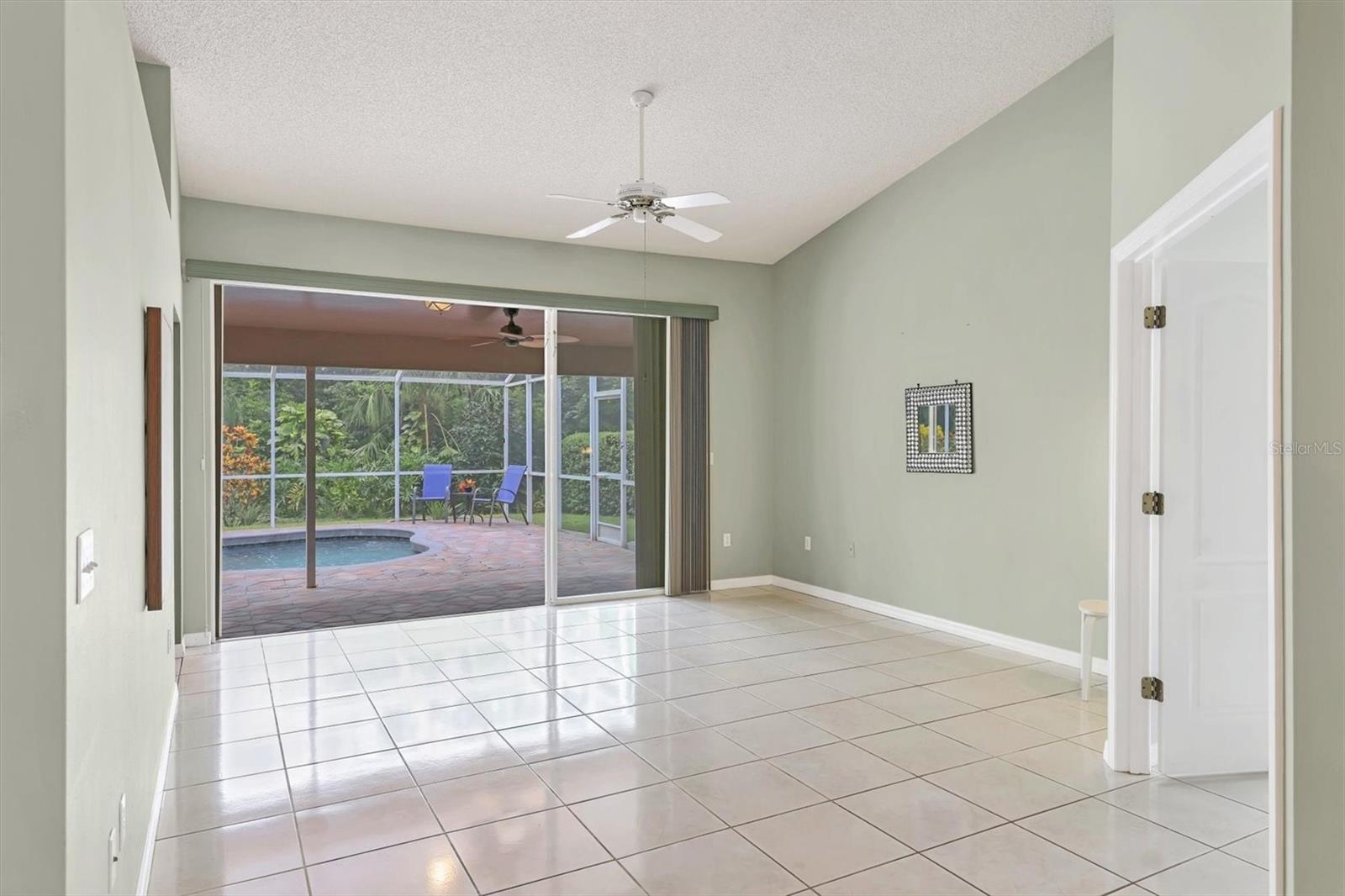 Image 4 of 35 For 5691 Beaurivage Avenue
