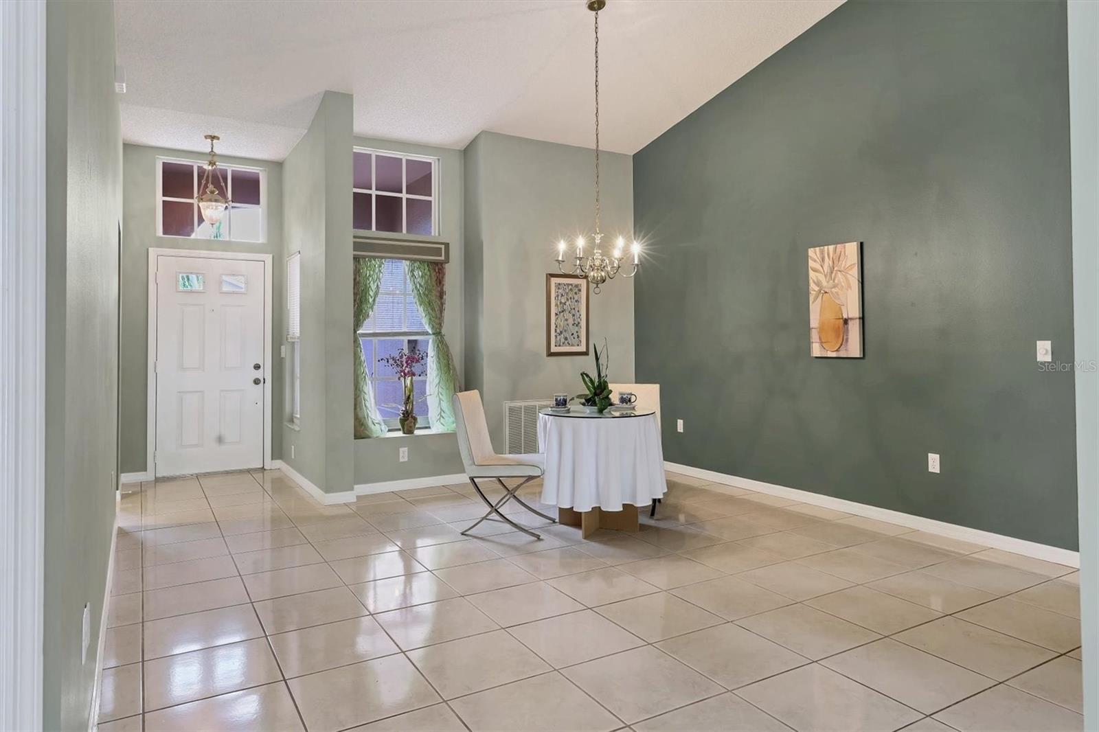 Image 8 of 35 For 5691 Beaurivage Avenue