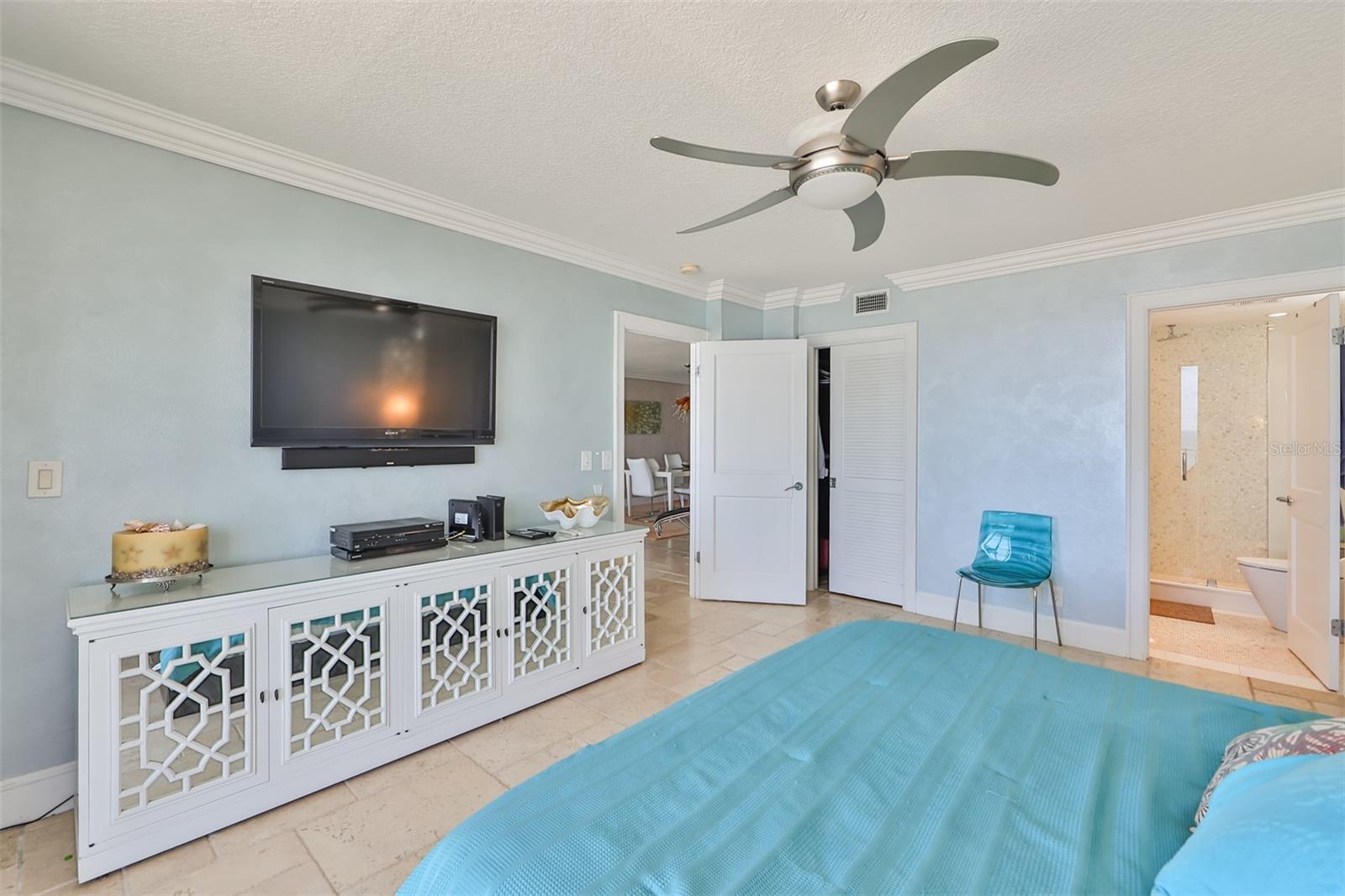Image 21 of 42 For 5396 Gulf Boulevard 602