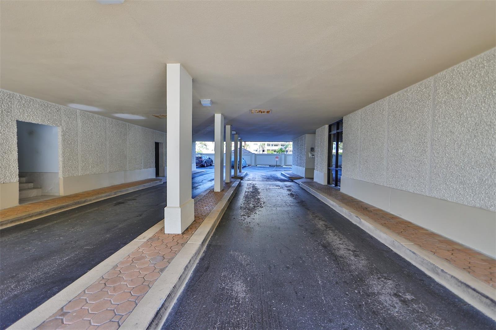 Image 35 of 42 For 5396 Gulf Boulevard 602