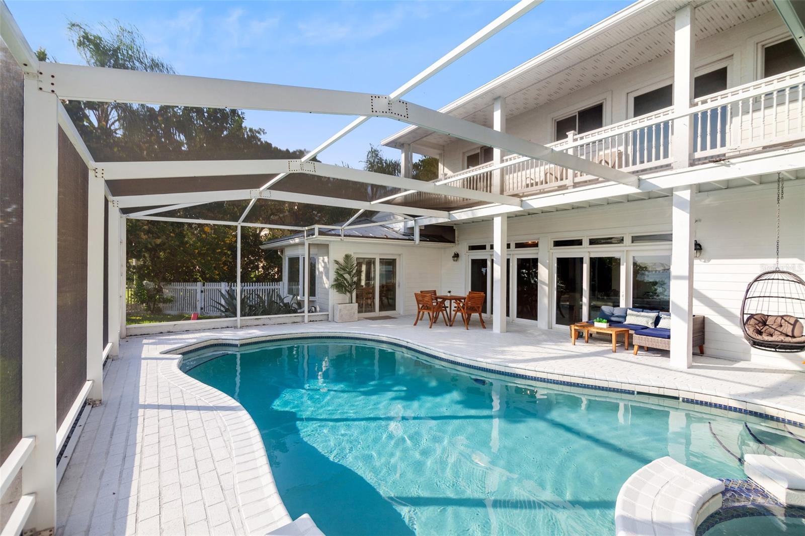 Image 15 of 22 For 1828 Sunrise Boulevard