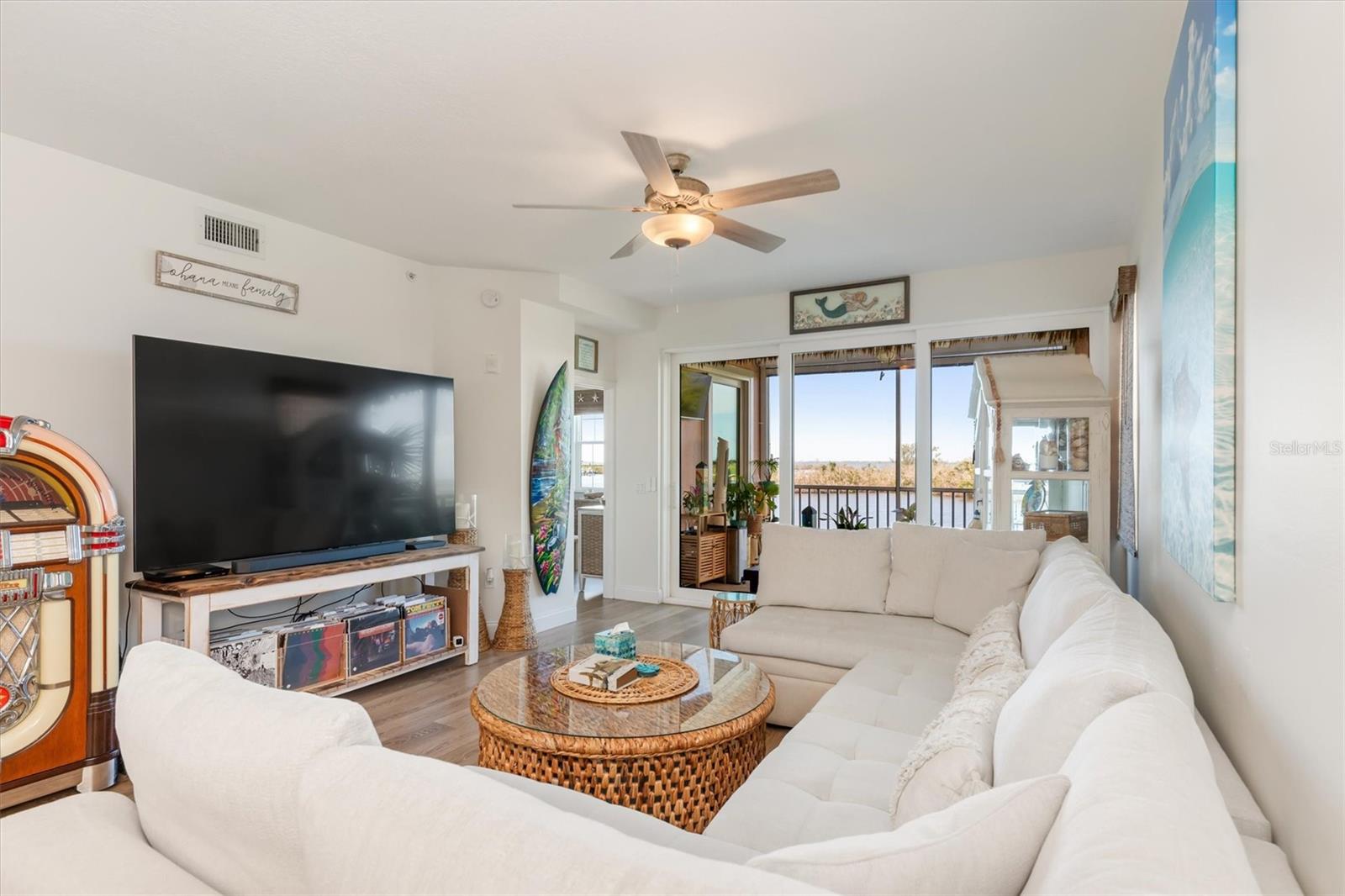 Image 13 of 48 For 13213 Gasparilla Road B305