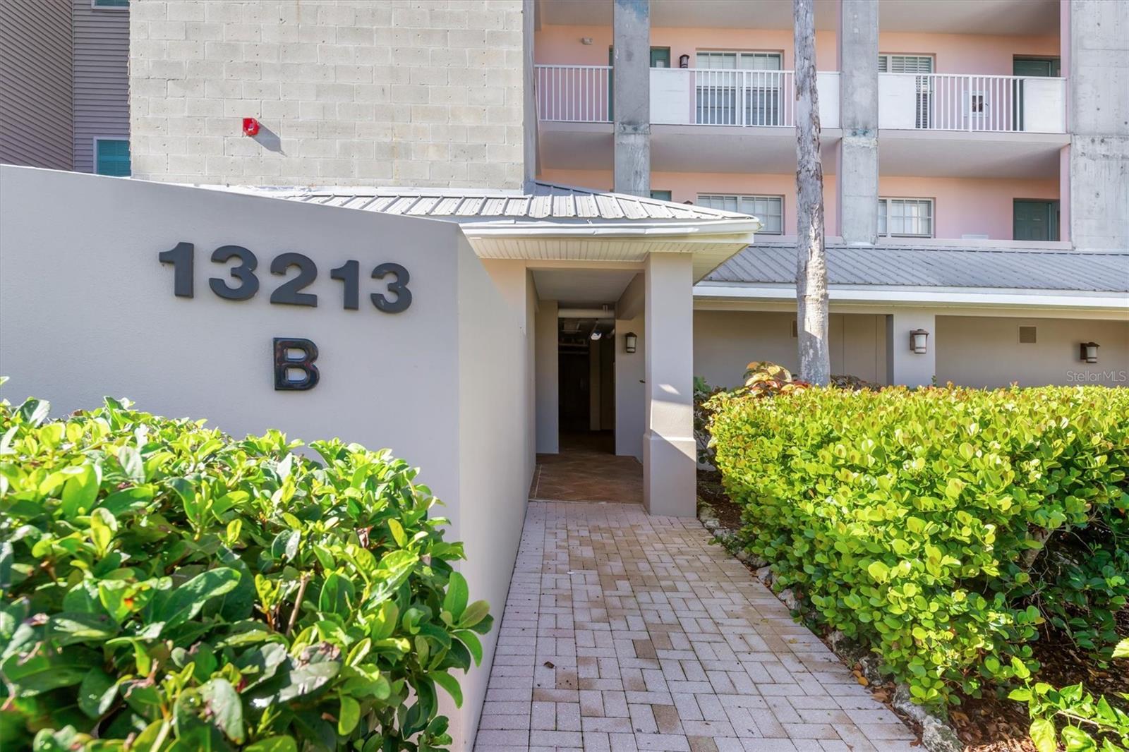 Image 2 of 48 For 13213 Gasparilla Road B305