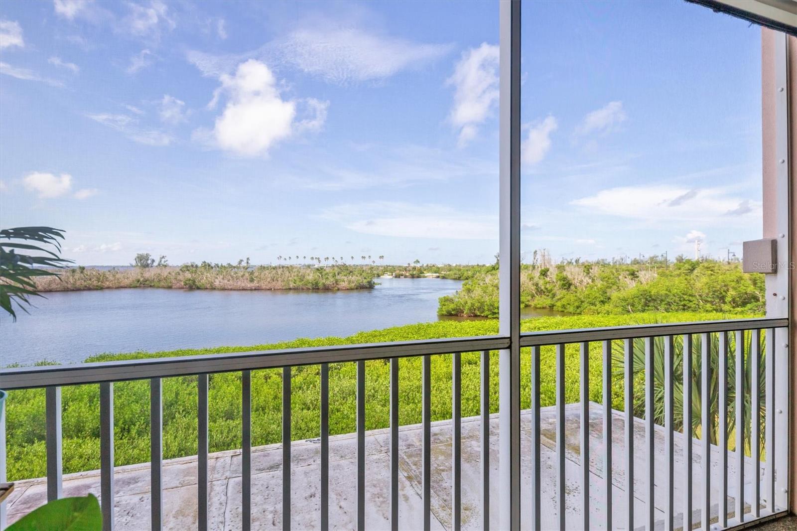Image 30 of 48 For 13213 Gasparilla Road B305