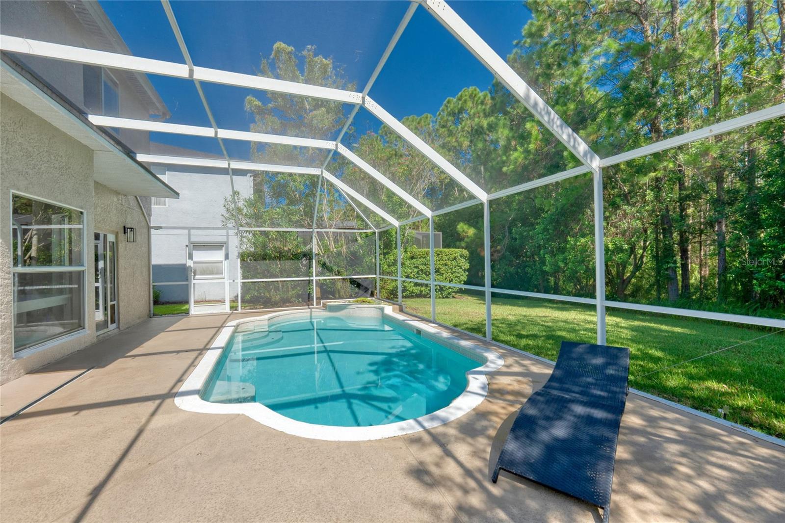 Image 15 of 60 For 13234 Royal George Avenue