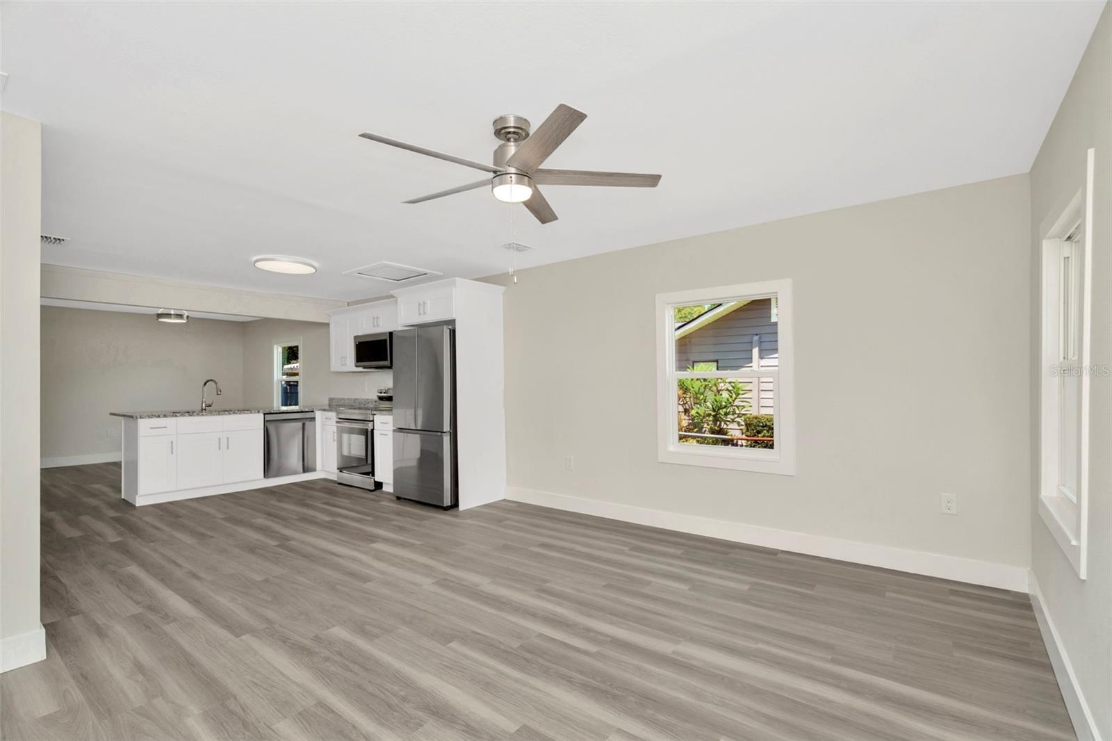 Image 12 of 42 For 8306 Orleans Avenue