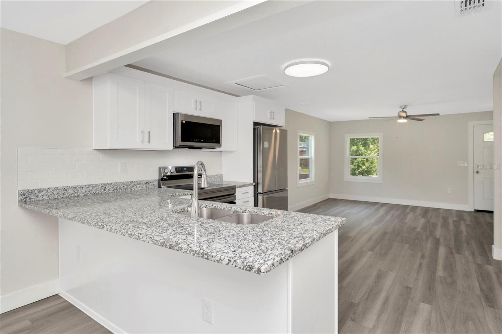Image 18 of 42 For 8306 Orleans Avenue