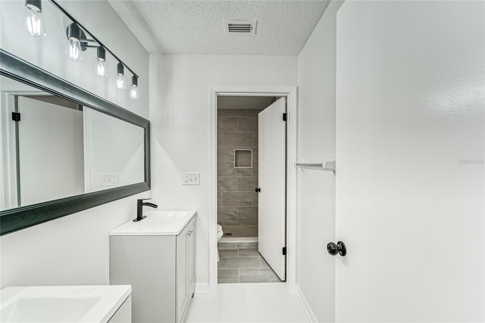 Image 22 of 54 For 1326 Idlewood Dr  1326