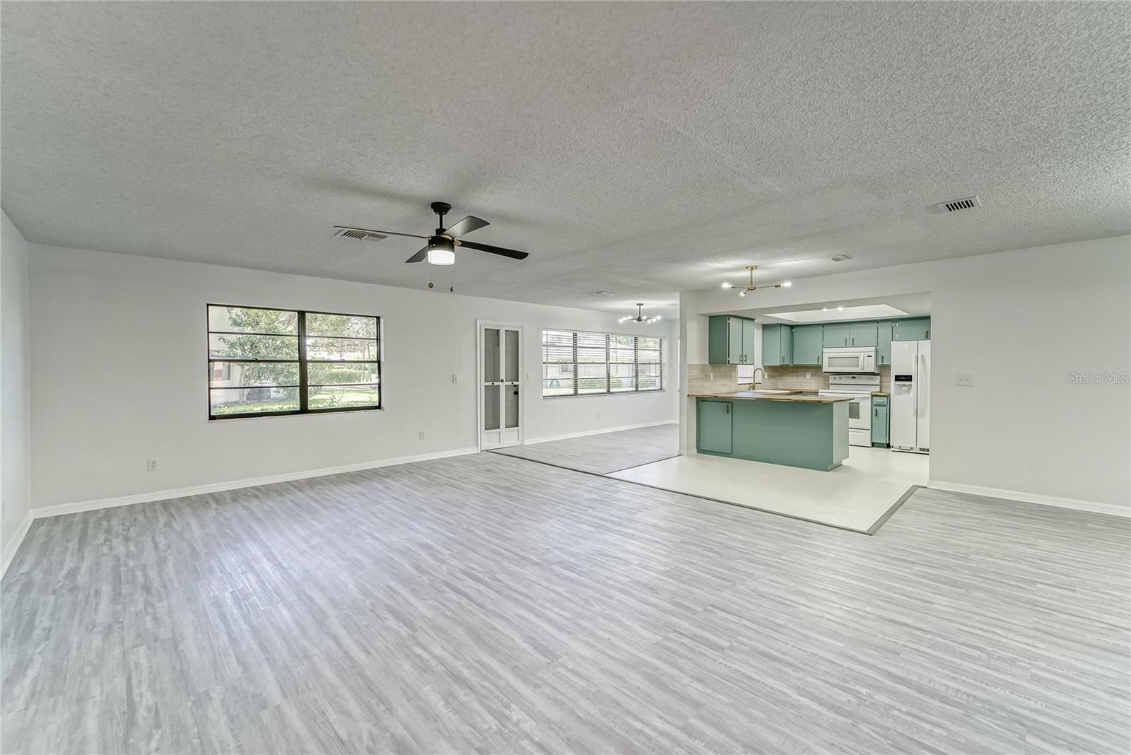 Image 36 of 54 For 1326 Idlewood Dr  1326