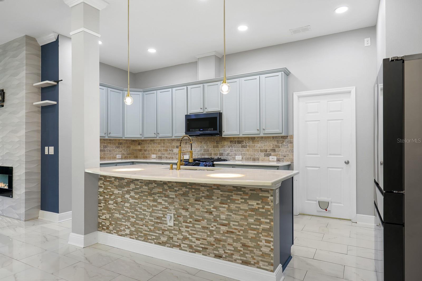 Image 4 of 50 For 14310 Barrington Stowers Drive