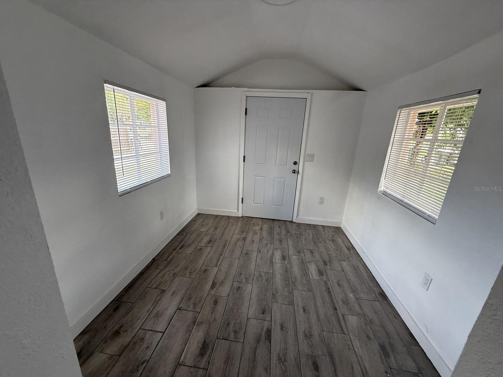 Image 16 of 30 For 2710 53rd Avenue N