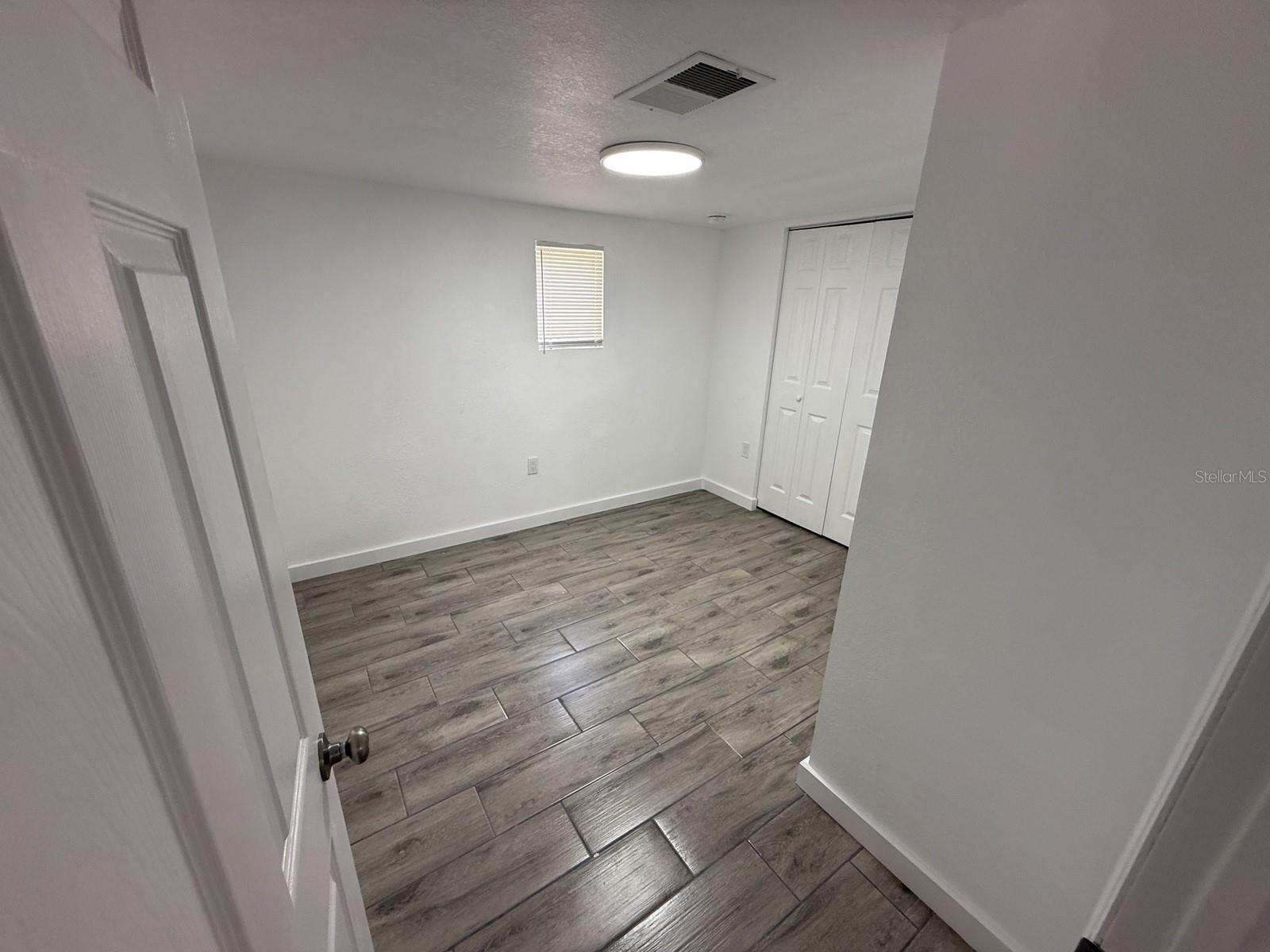 Image 22 of 30 For 2710 53rd Avenue N