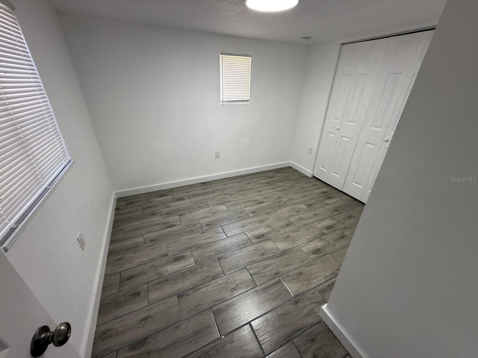 Image 23 of 30 For 2710 53rd Avenue N