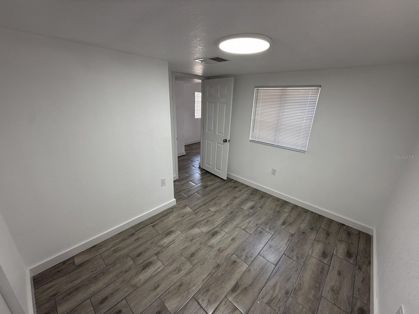 Image 25 of 30 For 2710 53rd Avenue N