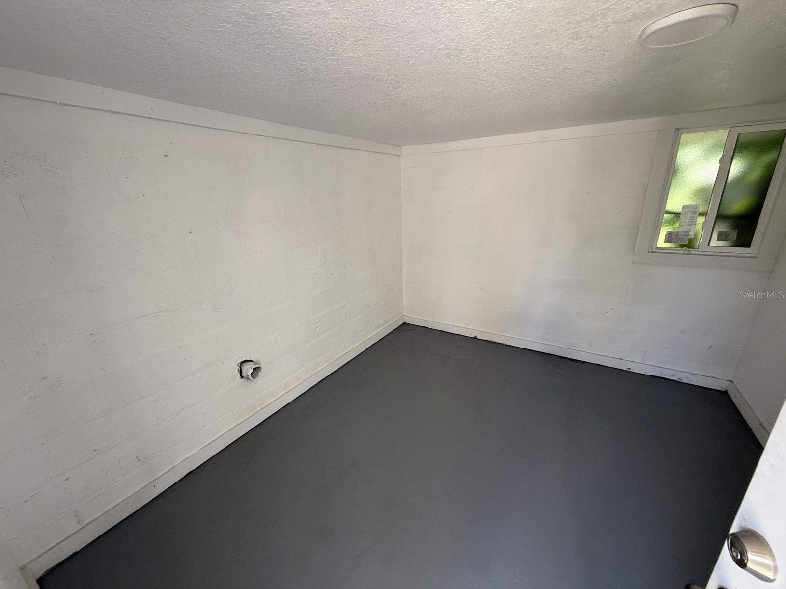 Image 26 of 30 For 2710 53rd Avenue N