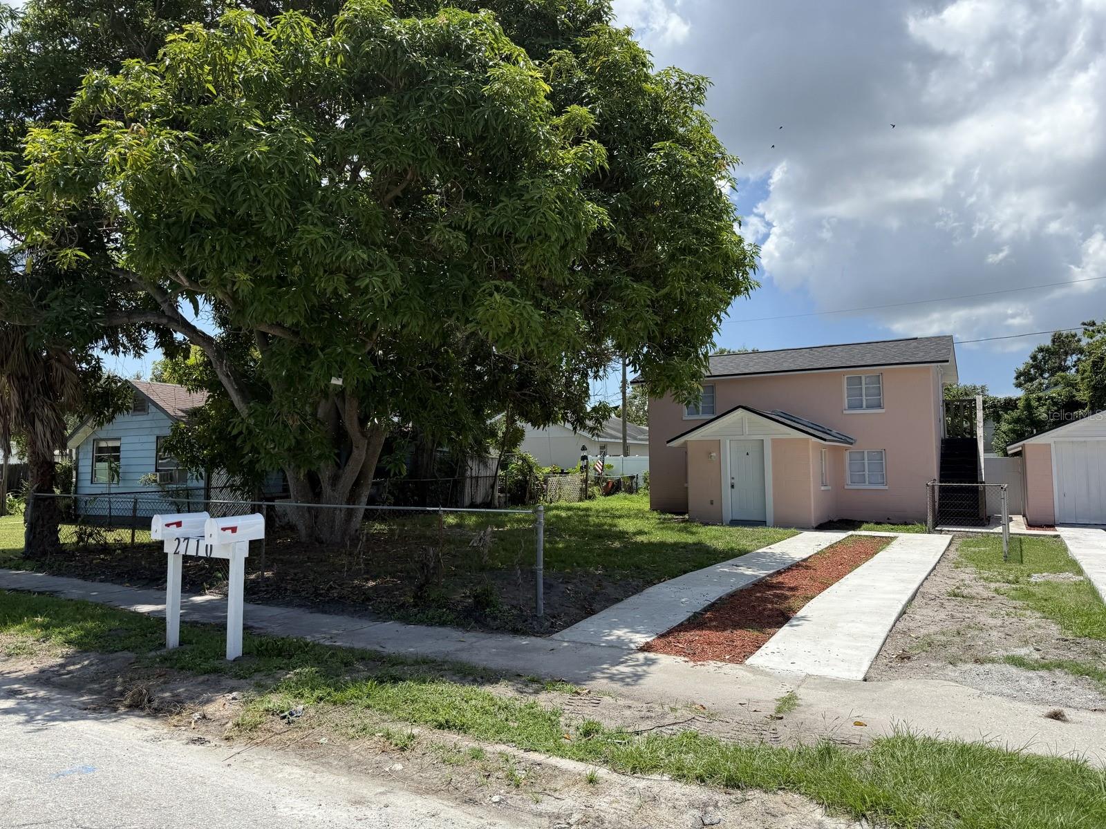 Image 3 of 30 For 2710 53rd Avenue N