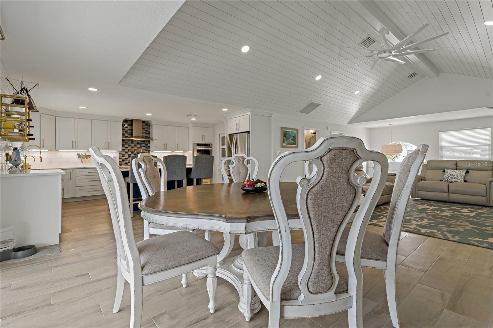 Image 27 of 75 For 15615 Bertram Drive