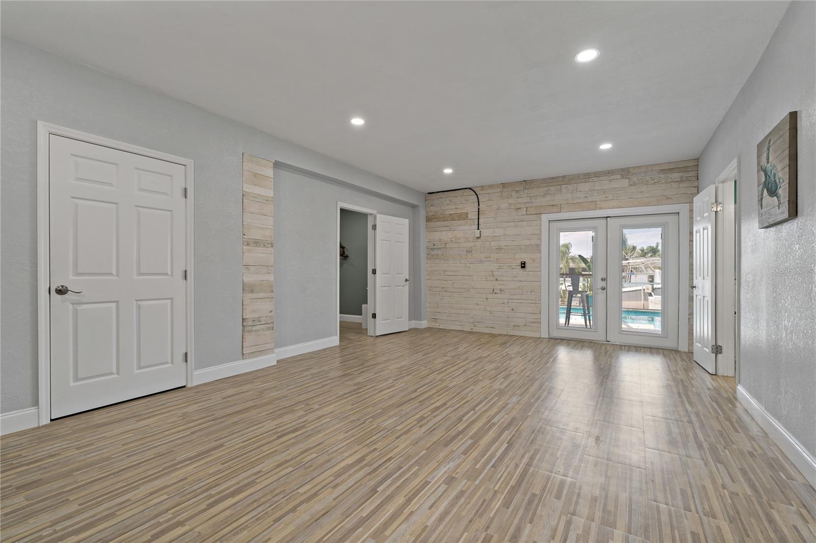 Image 55 of 75 For 15615 Bertram Drive