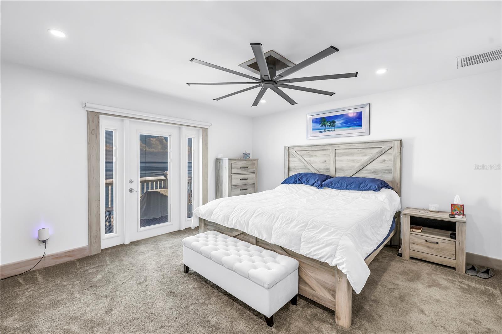 Image 29 of 62 For 4982 Coquina Key Drive Se