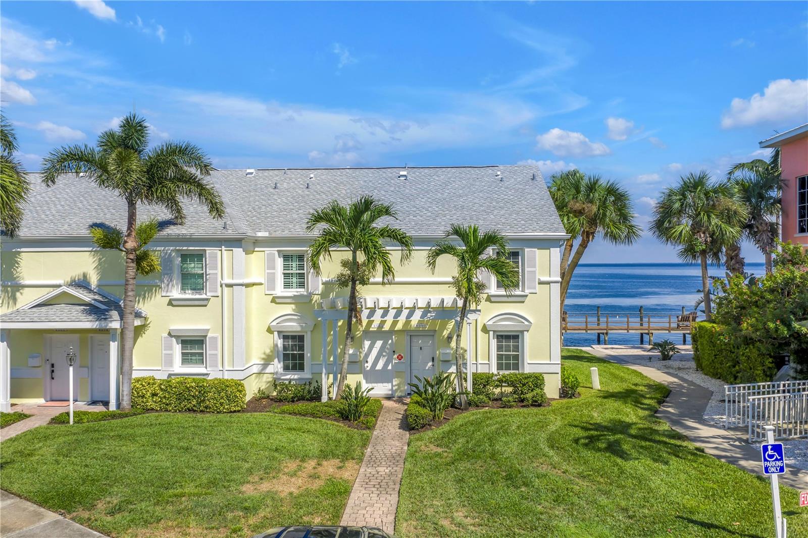 Image 52 of 62 For 4982 Coquina Key Drive Se