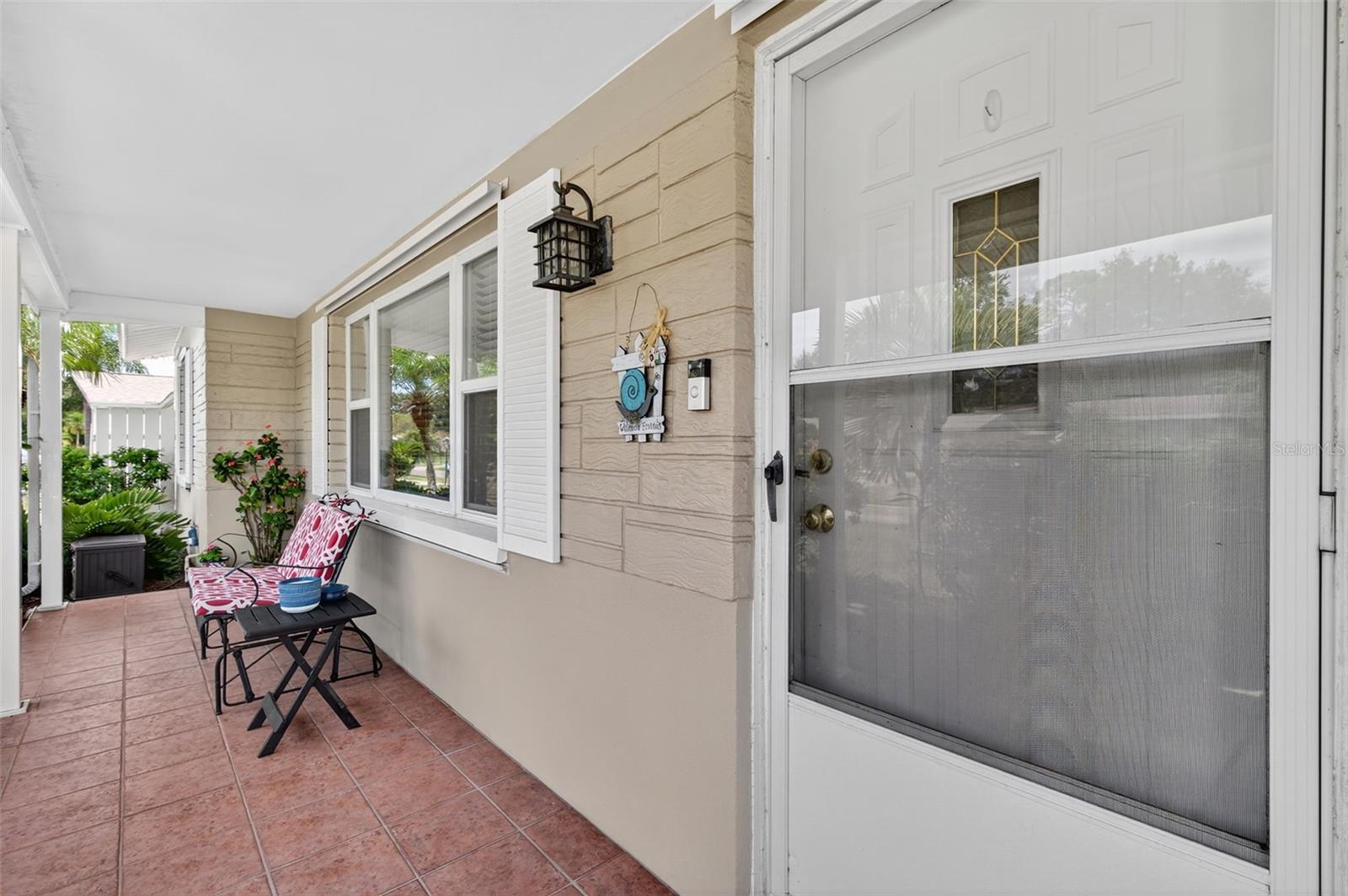 Listing photo id 38 for 1667 Suffolk Drive