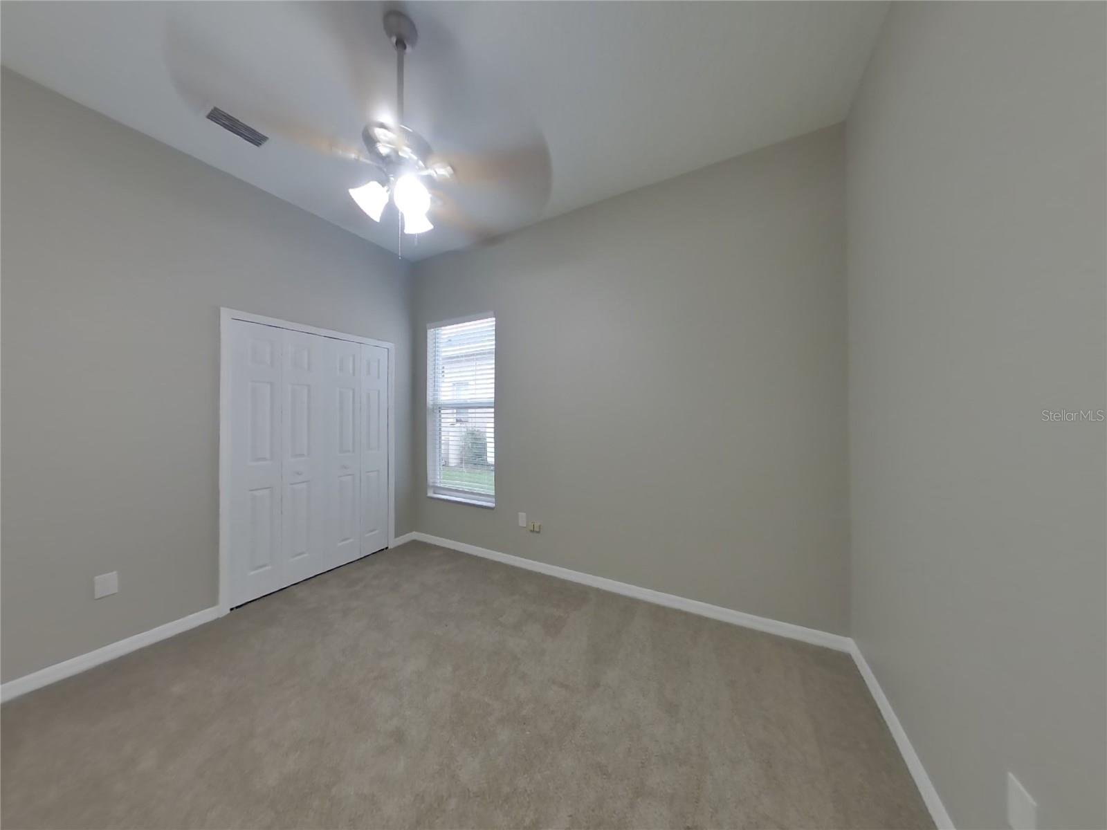 Image 21 of 27 For 18708 Forest Glen Court