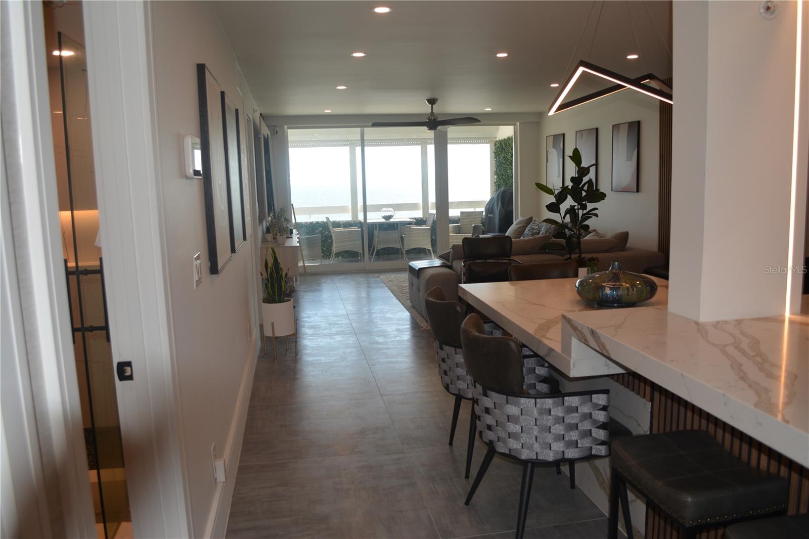 Image 42 of 70 For 17940 Gulf Boulevard 12d