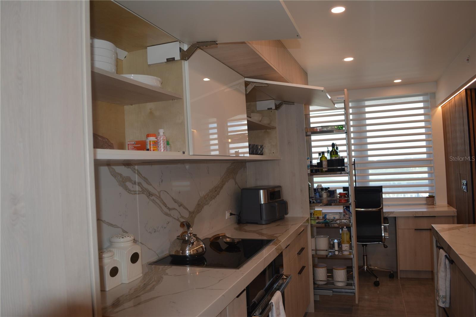 Image 44 of 70 For 17940 Gulf Boulevard 12d
