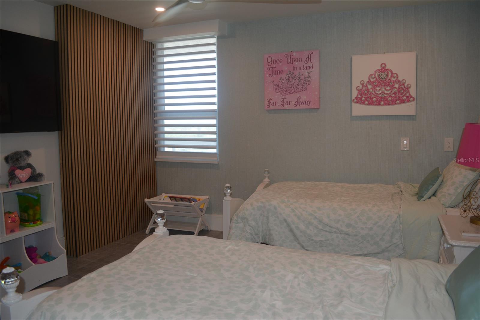 Image 56 of 70 For 17940 Gulf Boulevard 12d
