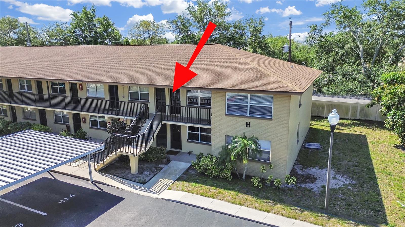 Image 21 of 23 For 2501 Harn Boulevard H39