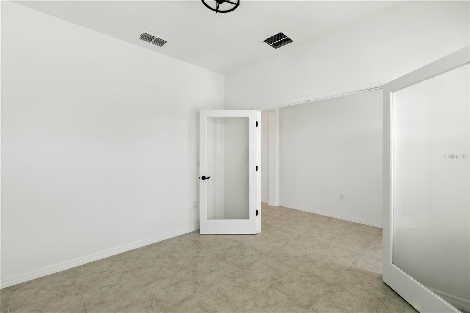 Image 14 of 68 For 5926 76 Court