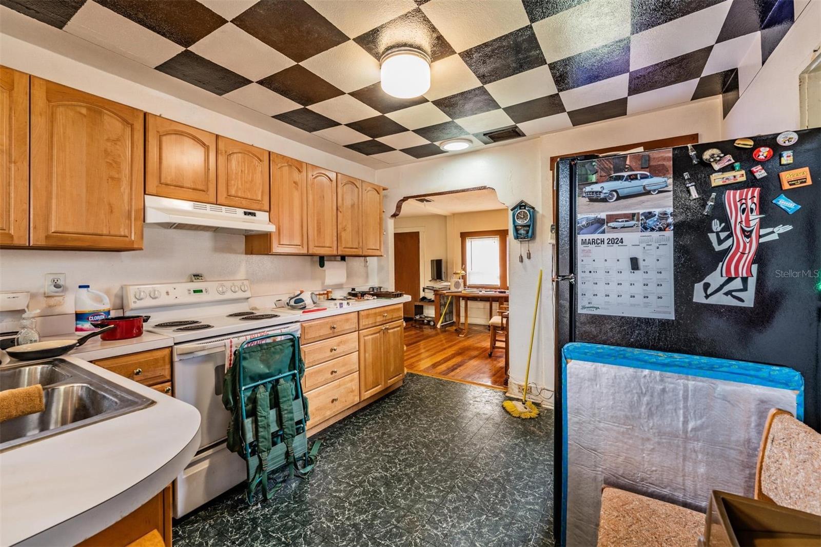 Image 12 of 21 For 7009 15th Street