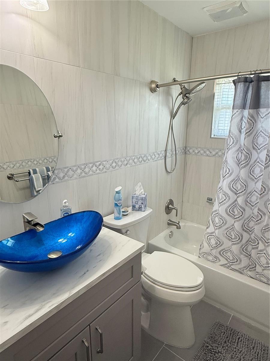 Image 16 of 27 For 205 Andover Place N 101