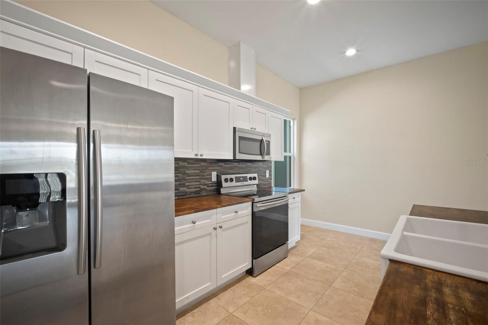 Image 10 of 39 For 718 22nd Street